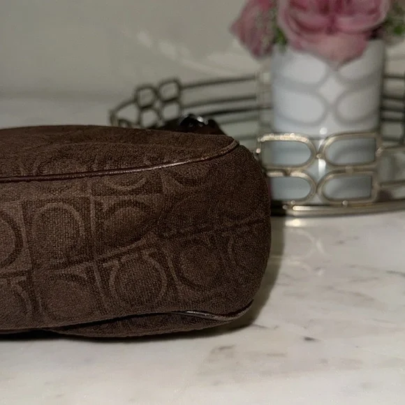 Salvatore Ferragamo Gancini Shoulder Bag/Brown Monogram Canvas/Authentic bag - Picture 10 of 16